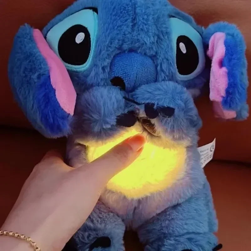 Peluche calmante inspirado en Stitch con respiración realista, luz cálida y sonido relajante